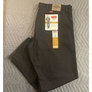 Wrangler Men's Five Star Premium Relaxed Fit Jeans - Black - 44x 30 - NWT